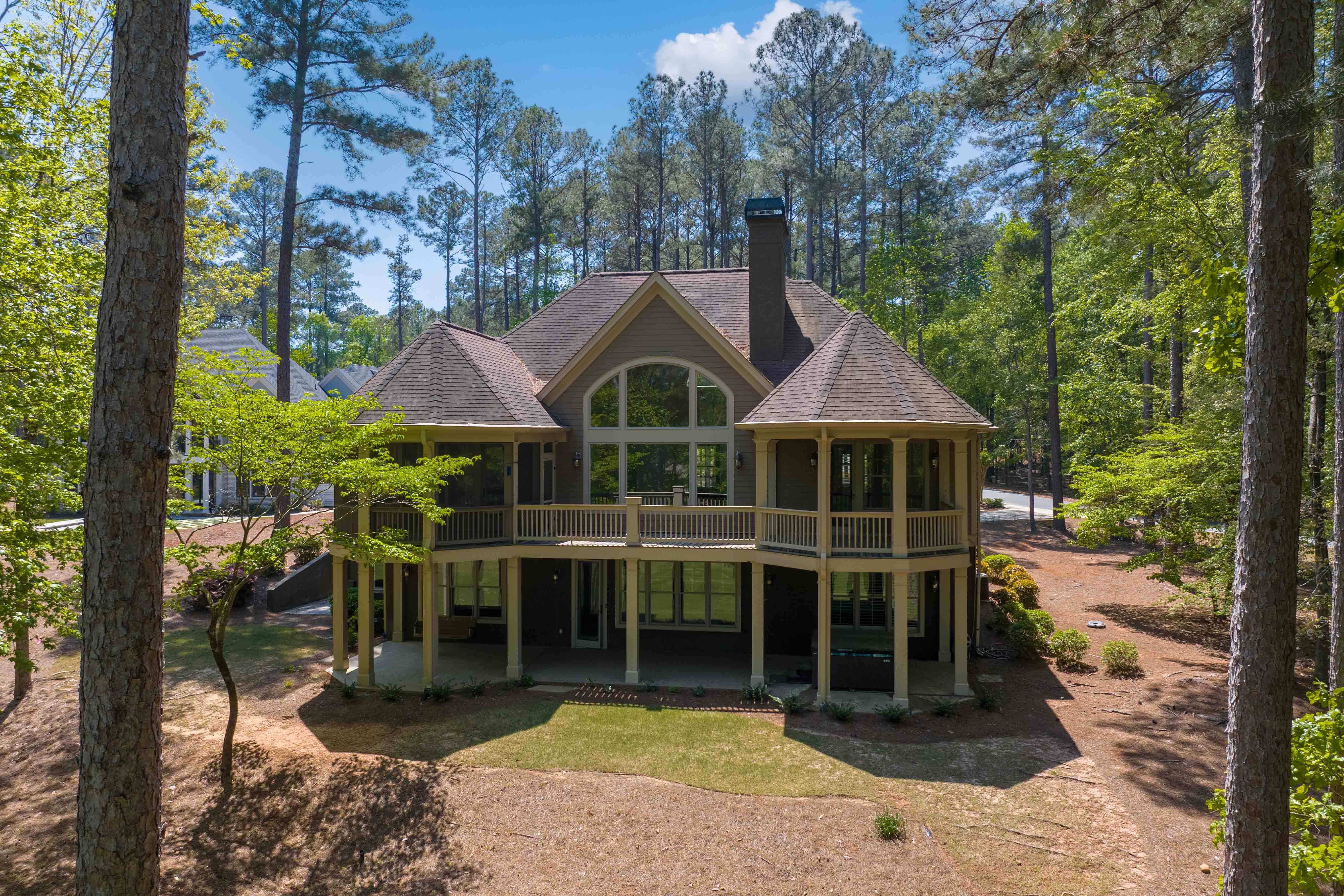 1021 Homestead image 2